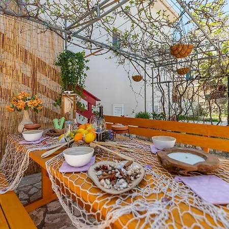 2 Bedroom Gorgeous In
