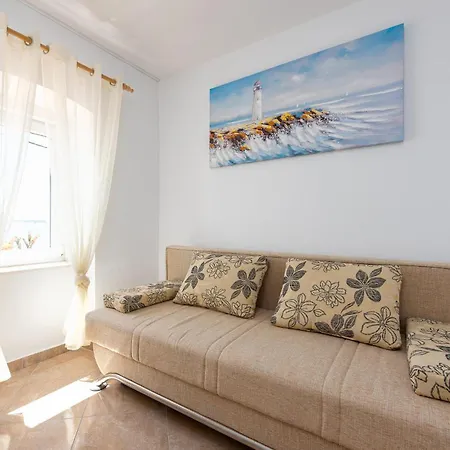 アパート 2 Bedroom Gorgeous In