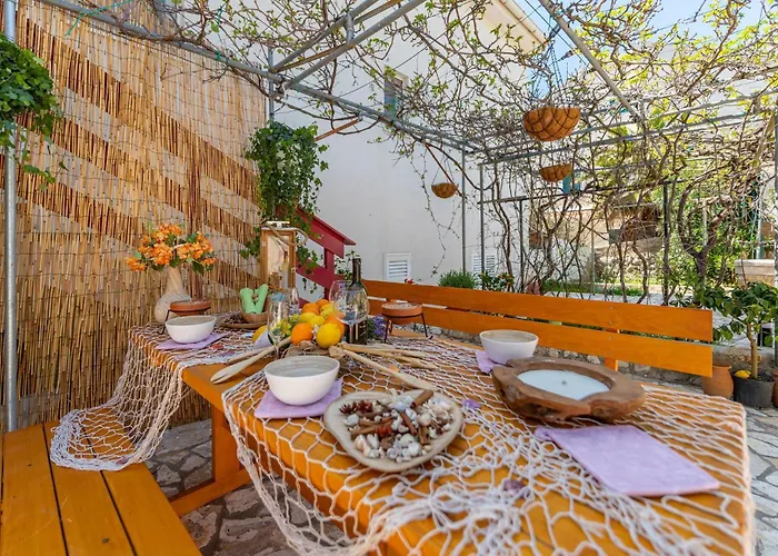 2 Bedroom Gorgeous In